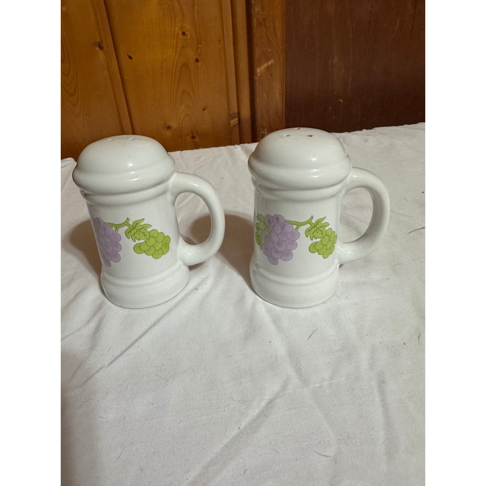 Vintage Ceramic Grape Stein Salt and Pepper Shaker Set White Purple Green